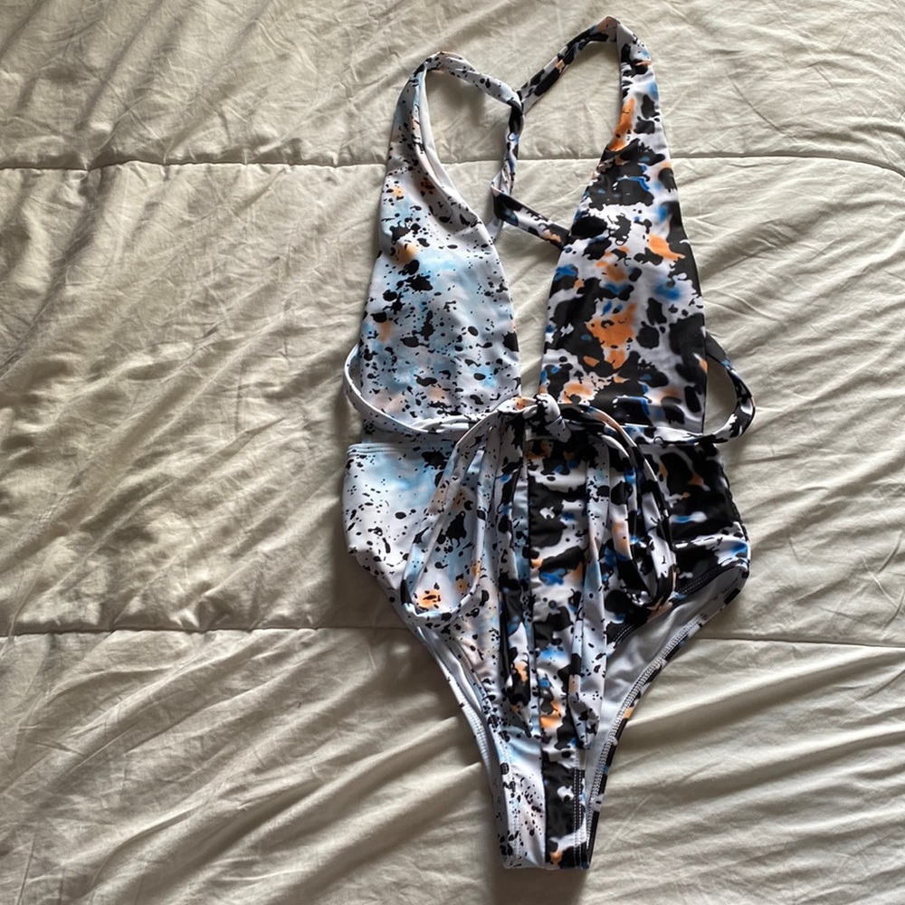 NWOT never worn deep v tie wrap one piece swimsuit